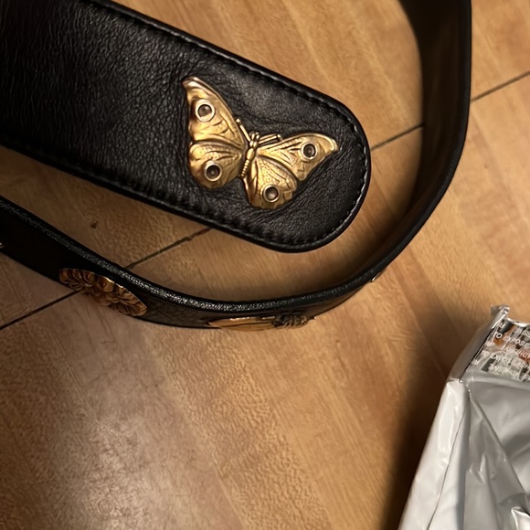 Gucci GG Animal Stud Black Leather Belt- size 120cm - Picture 5 of 15